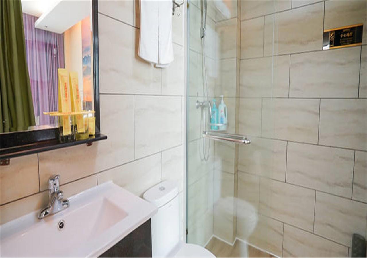 Xiamen Qingnian Yangguang Hotel - Wenzaodian Extérieur photo